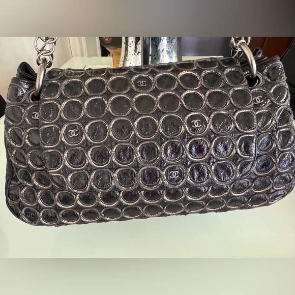 CHANEL black patent leather bag - Picture 2 of 12